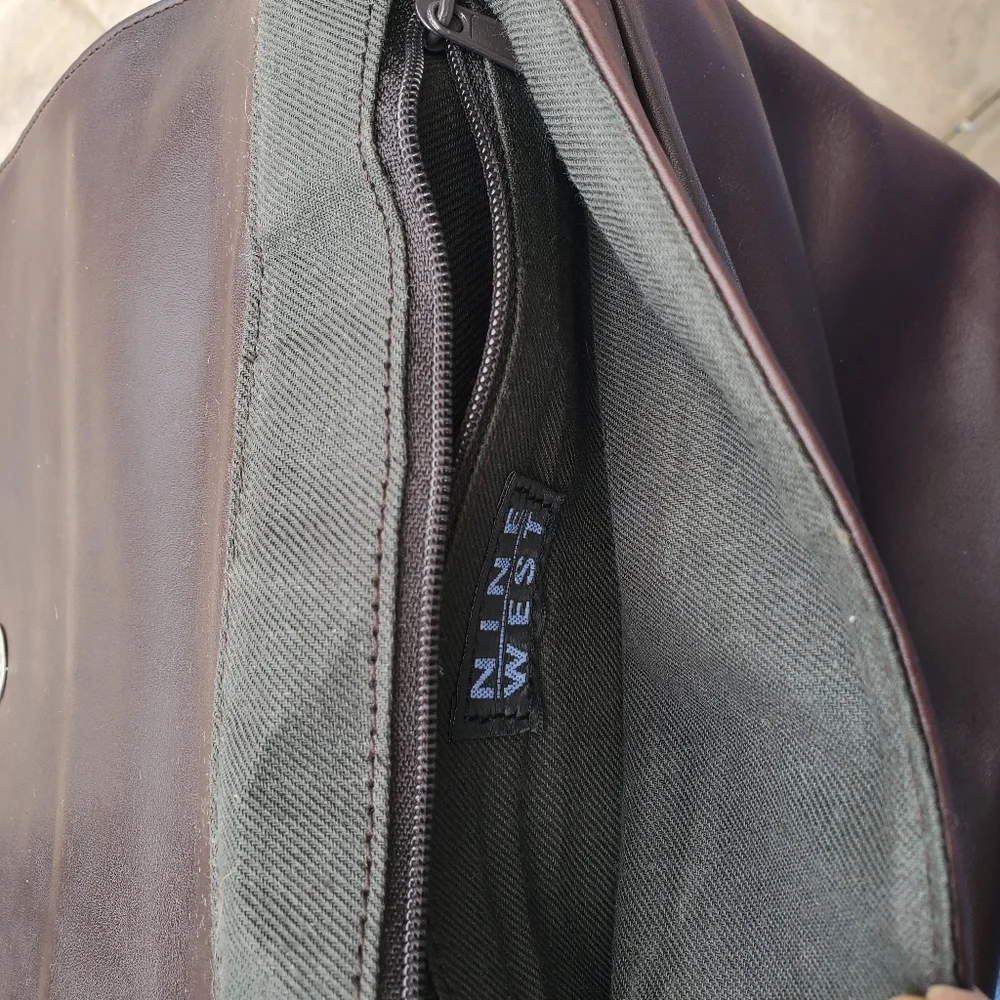 Nine West Brown‎ Leather Shoulder Bag Crossbody Y2K Business Casual Collegiate